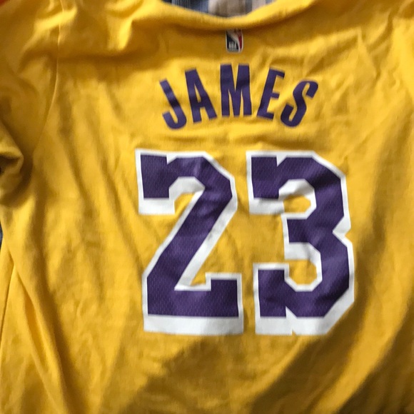 Lebron James Shirt Lakers !!!!! - Picture 3 of 3